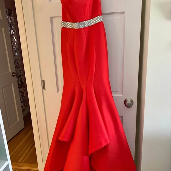 Jovani Red Strapless Mermaid Prom Gown With Silver Belt Size 2 - Picture 15 of 15